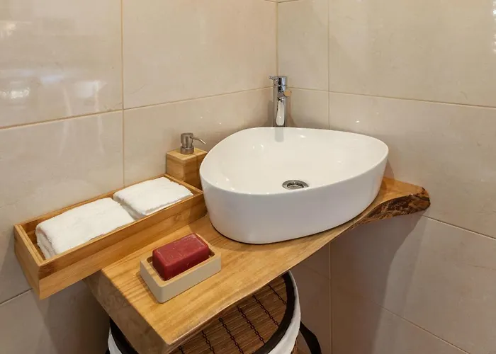 Casa Do Monte Da Veiga - Minho's Guest Дом отдыха Повуа-ди-Ланьозу