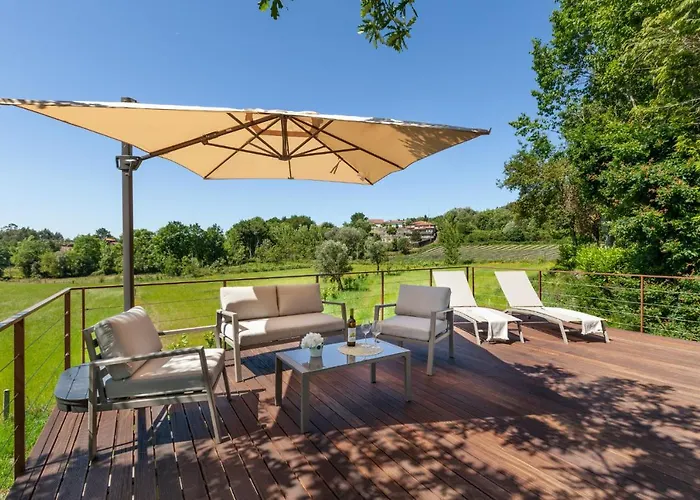 Дом отдыха Casa Do Monte Da Veiga - Minho's Guest Повуа-ди-Ланьозу